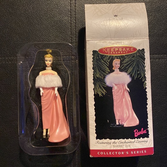 Hallmark Barbie Keepsake Ornament ✨firm unless bundled✨ - Picture 3 of 4